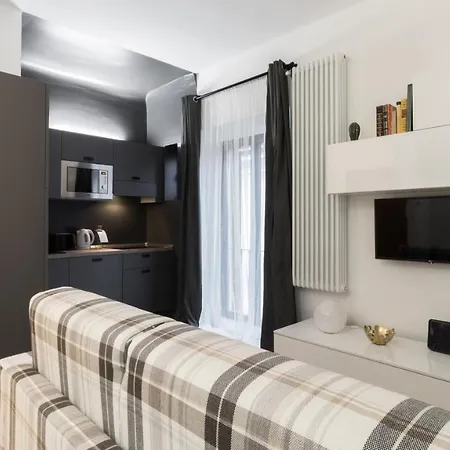 Italianway - Fara 1 Apartmán Milán